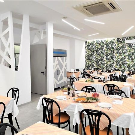 Hotel Madrid Rimini Zewnętrze zdjęcie