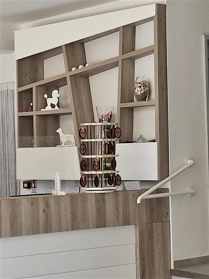 Hotel Madrid Rimini Zewnętrze zdjęcie