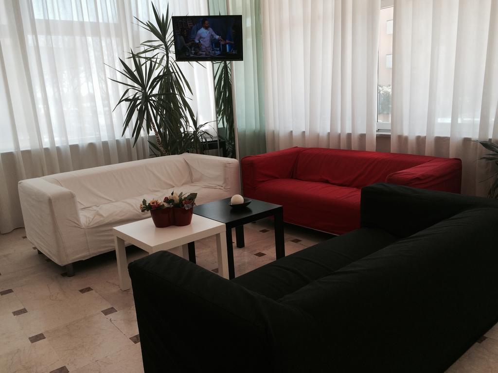 Hotel Madrid Rimini Zewnętrze zdjęcie