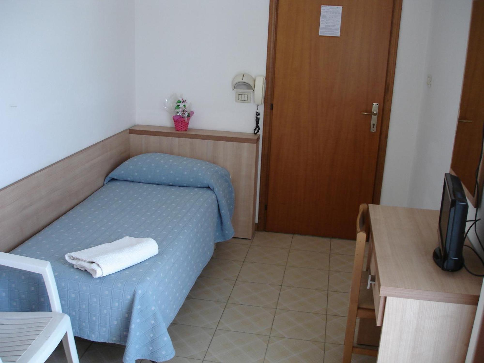 Hotel Madrid Rimini Zewnętrze zdjęcie